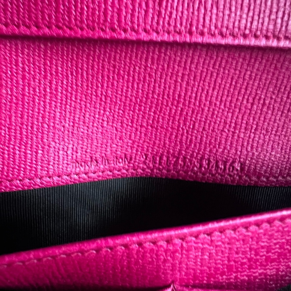 Saint Laurent Textured Calfskin Classic Y Ligne Continental Fuchsia Card Wallet - Picture 8 of 11